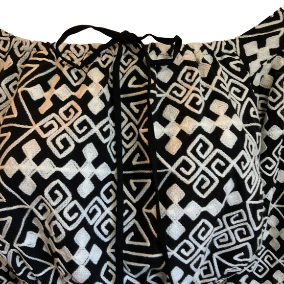 Mare Mare Jorah Embroidered Black White Geometric Crop Top sz M - Picture 5 of 9